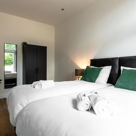 Fast Wifi, Vibrant Home, 10 Min From Efteling * ティルブルグ