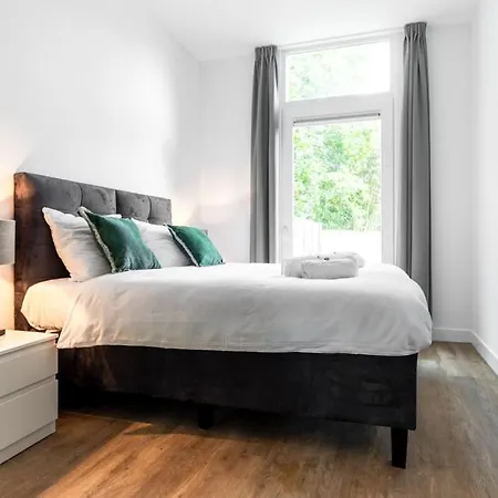 Fast Wifi, Vibrant Home, 10 Min From Efteling Апартаменты