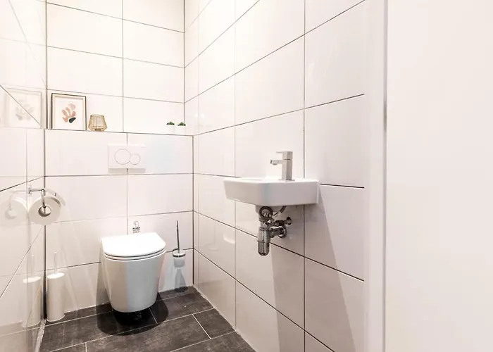 Fast Wifi, Vibrant Home, 10 Min From Efteling Apartment *